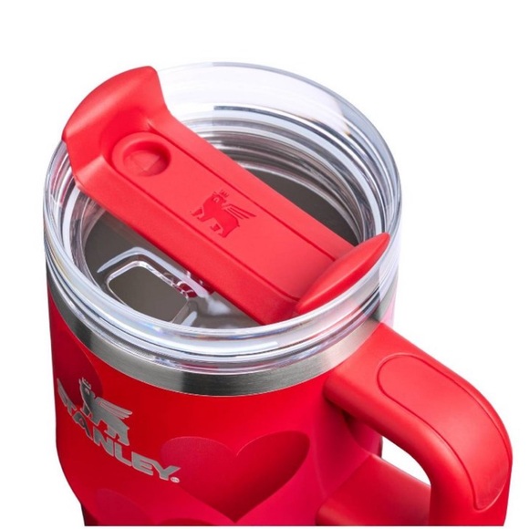 Stanley Valentine Rogue Heart Gradient 20oz Flowstate Quencher Tumbler - Picture 3 of 7